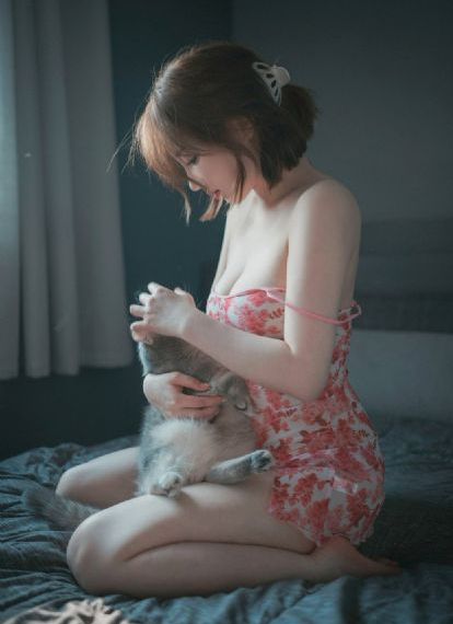 韩国裸体美女抖胸奶乳摇视频_高清神马影院手机在线
